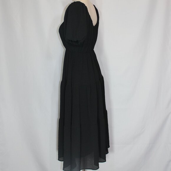 ASTR The Label Tiered Short Sleeve Dress in Black woman dress size XS - Picture 3 of 7